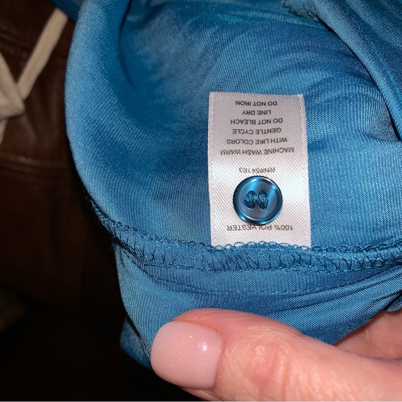 Womens v-neck wrap look blouse by Marc Jacobs size Small gorgeous blue color - Picture 5 of 8